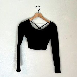 Black long sleeve athletic fitted top, believe it’s Athleta